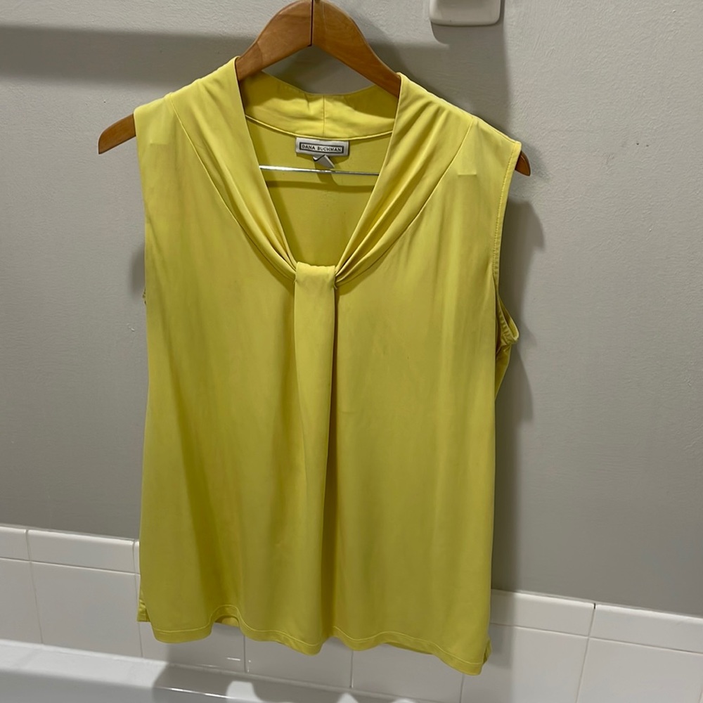 Dana Buchman Sleeveless Top Sz L